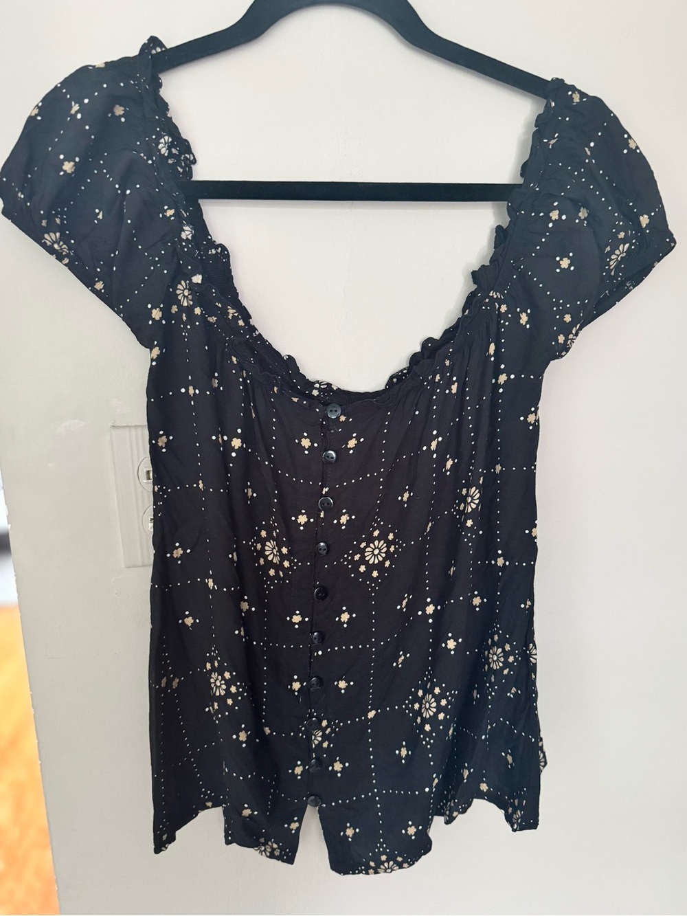 Auguste the Label Peasant Top